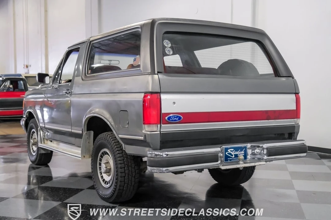 1989 Ford Bronco 4th Gen - Image 11 of 12