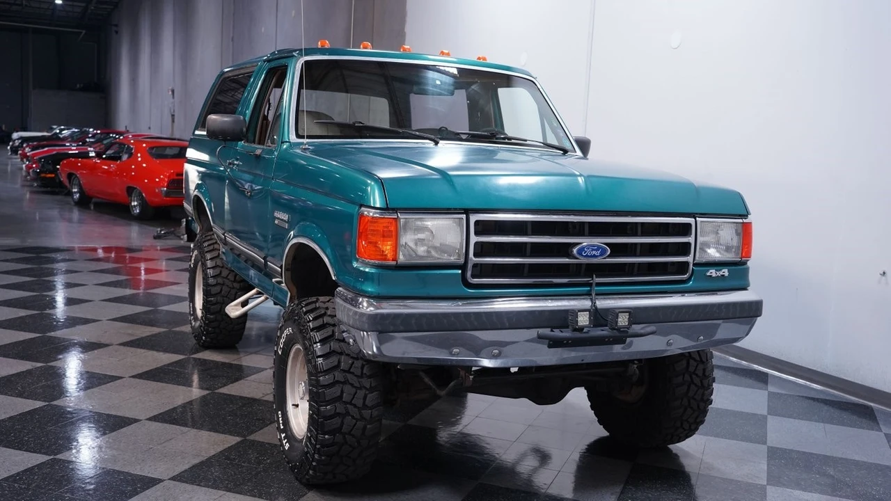 1989 Ford Bronco 4th Gen - Image 15 of 21