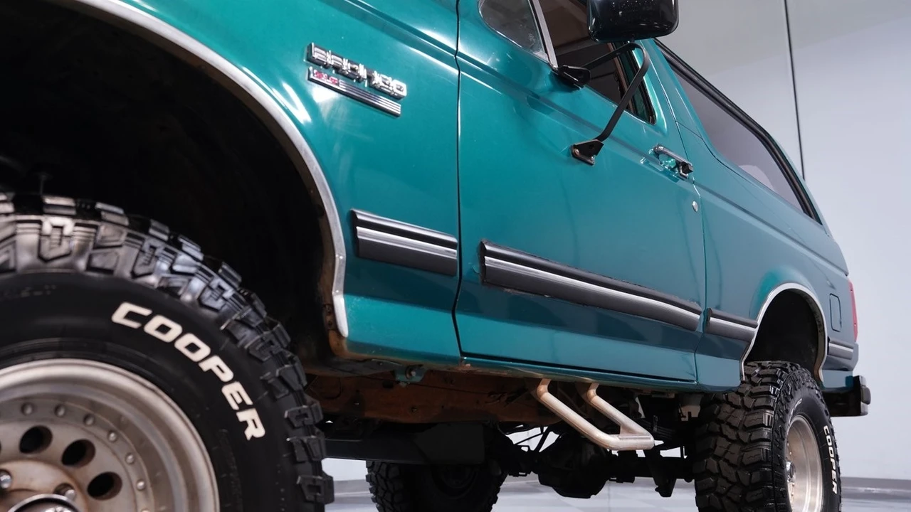 1989 Ford Bronco 4th Gen - Image 20 of 21