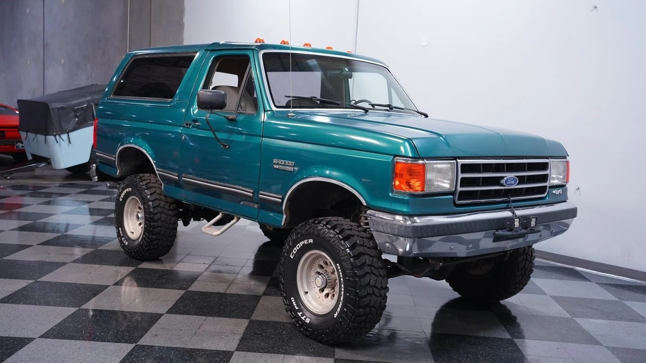 1989 Ford Bronco 4th Gen - Image 14 of 21