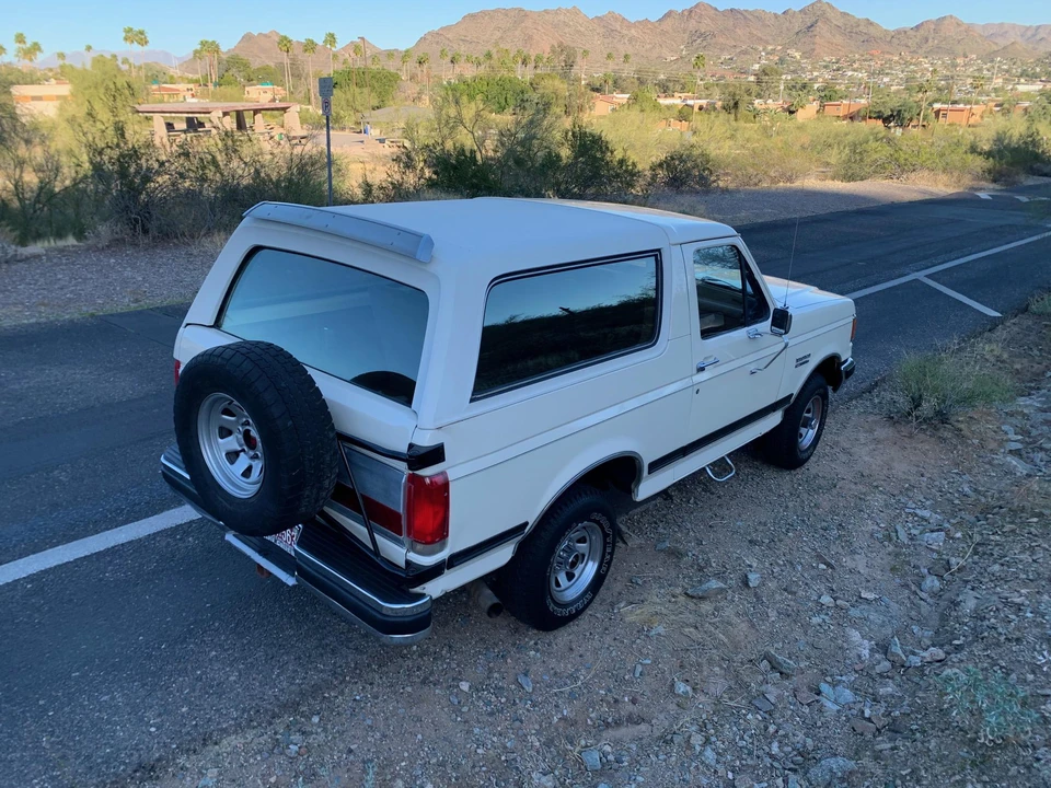 1989 Ford Bronco 4th Gen - Image 18 of 31