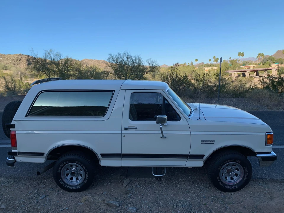 1989 Ford Bronco 4th Gen - Image 19 of 31