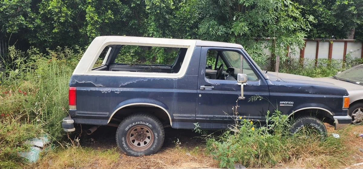1989 Ford Bronco 4th Gen - Image 3 of 9
