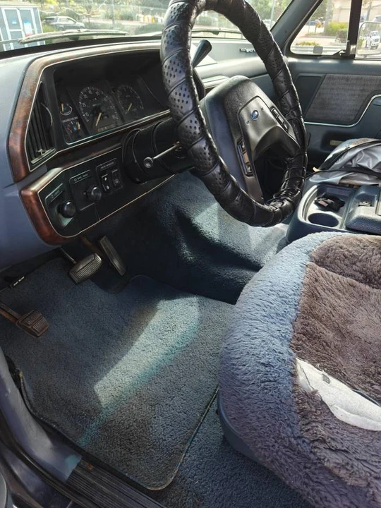 1989 Ford Bronco 4th Gen - Image 5 of 9