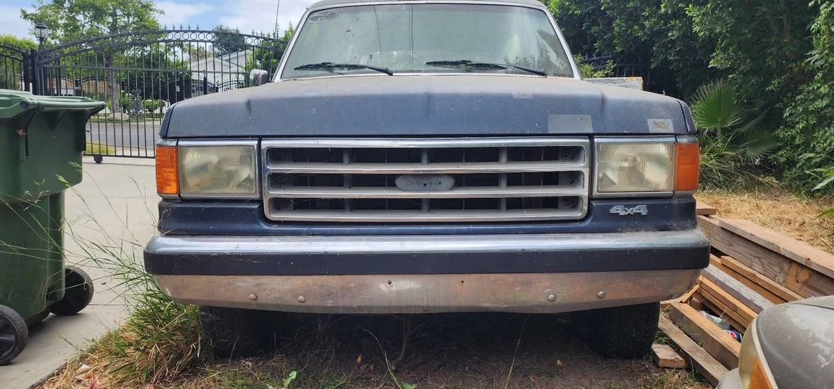 1989 Ford Bronco 4th Gen - Image 2 of 9