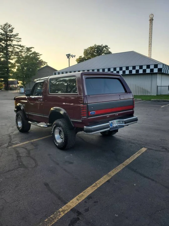1989 Ford Bronco 4th Gen - Image 5 of 20