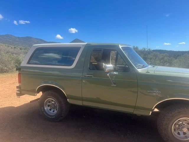 1989 Ford Bronco 4th Gen - Image 2 of 20