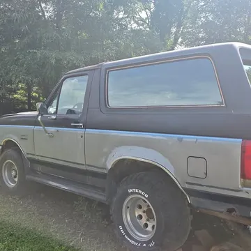 1989 Ford Bronco XLT