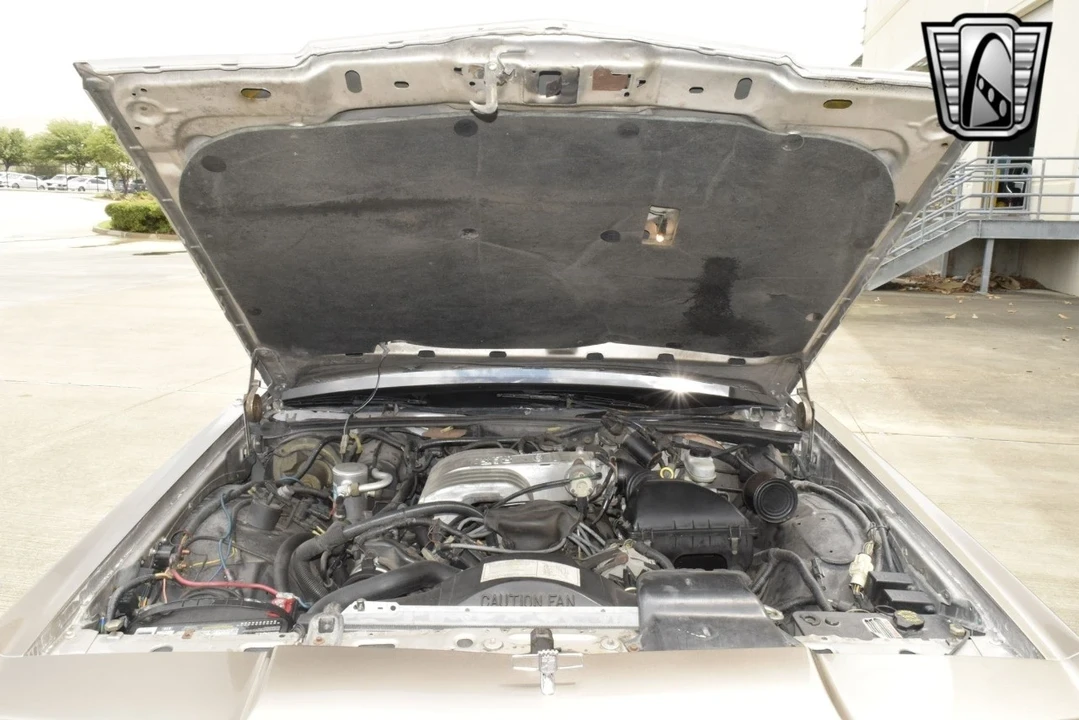 1989 Ford Crown Victoria - Image 20 of 21