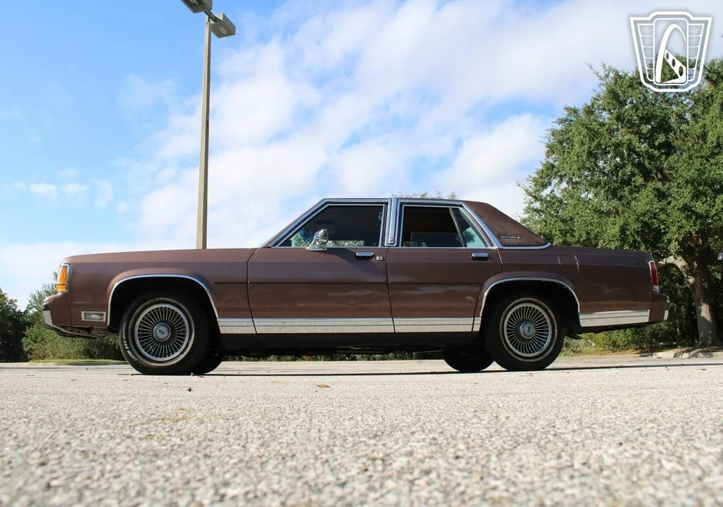 1989 Ford Crown Victoria - Image 21 of 21