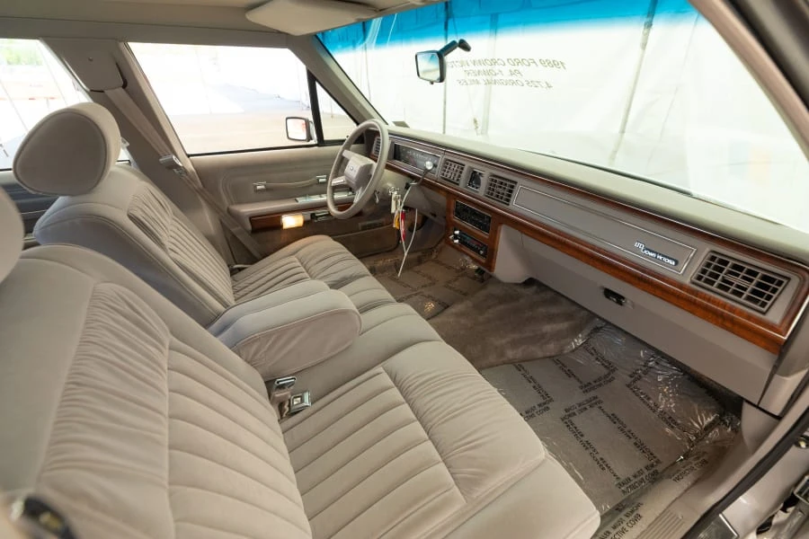 1989 Ford Crown Victoria - Image 12 of 15
