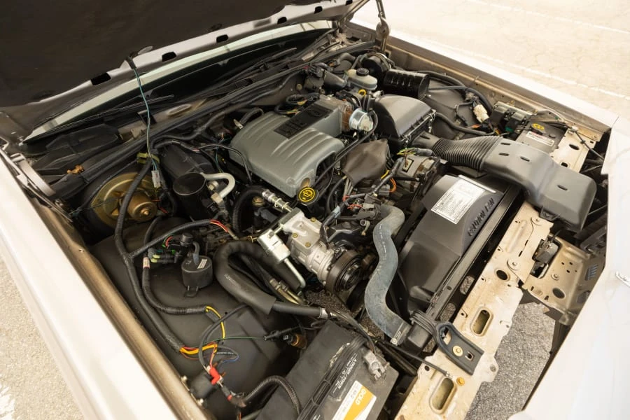 1989 Ford Crown Victoria - Image 14 of 15
