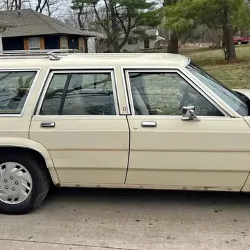 1989 Ford Crown Victoria Wagon LTD