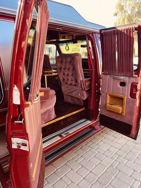 1989 Ford Econoline Van - Image 14 of 21