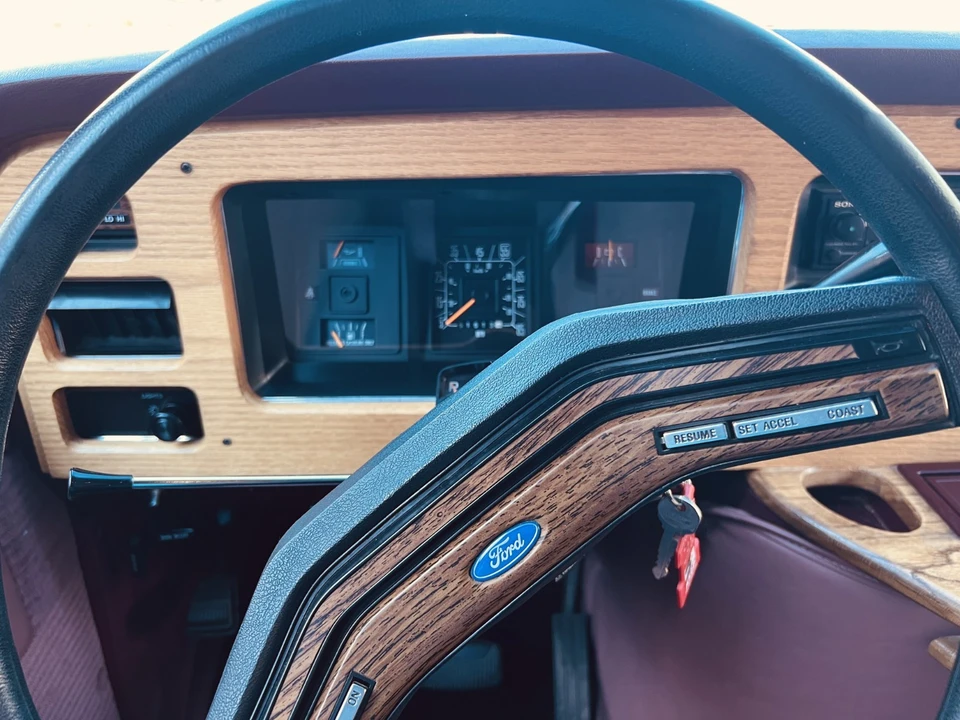 1989 Ford Econoline Van - Image 19 of 21