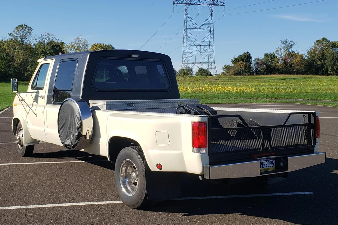 1989 Ford Econoline Van - Image 4 of 31