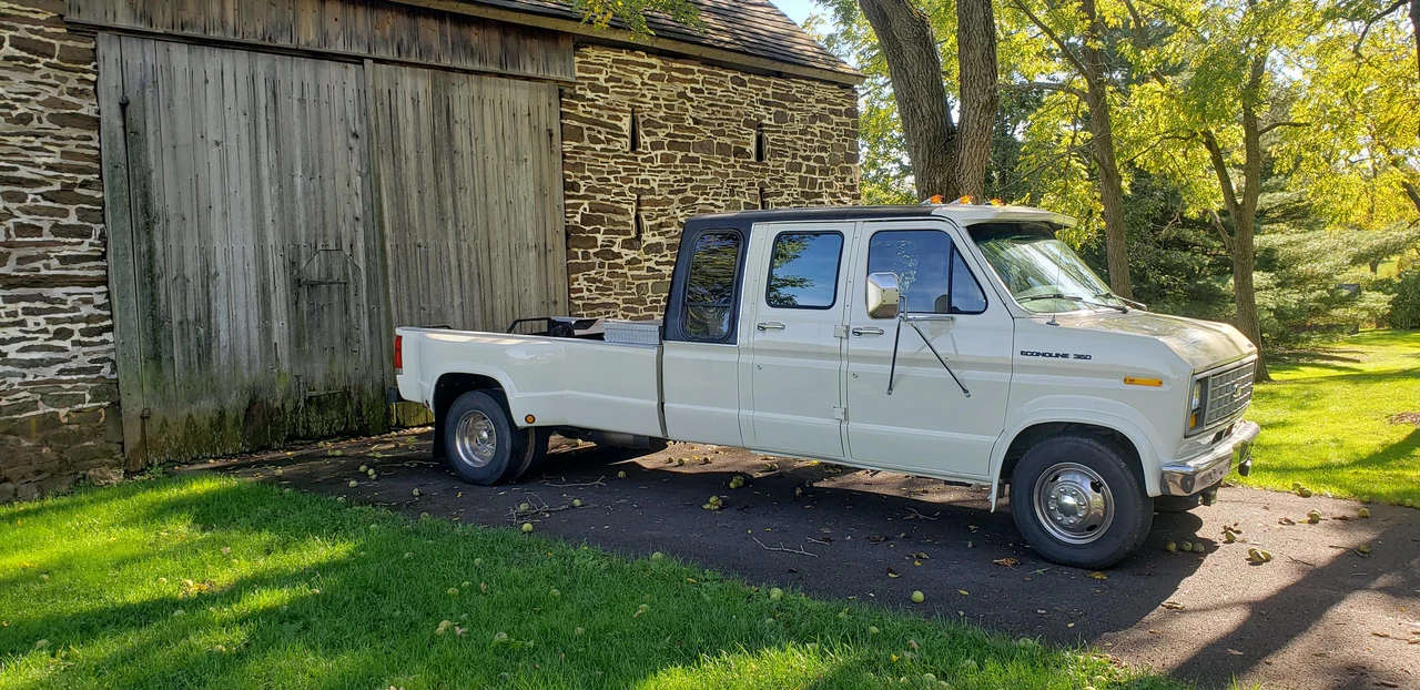 1989 Ford Econoline Van - Image 18 of 31