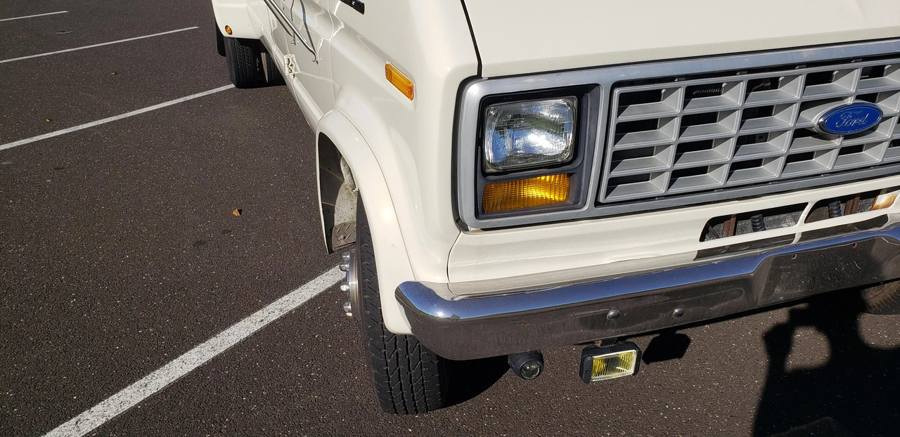 1989 Ford Econoline Van - Image 25 of 31