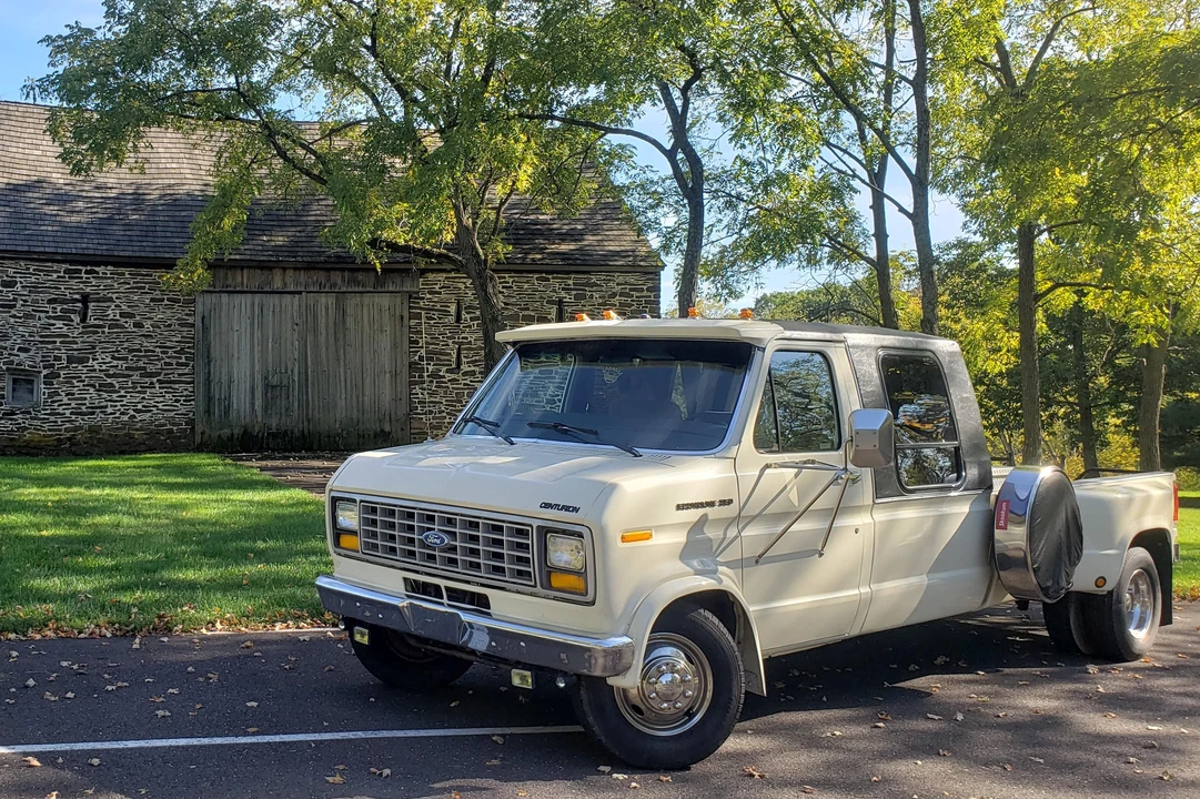 1989 Ford Econoline Van - Image 11 of 31