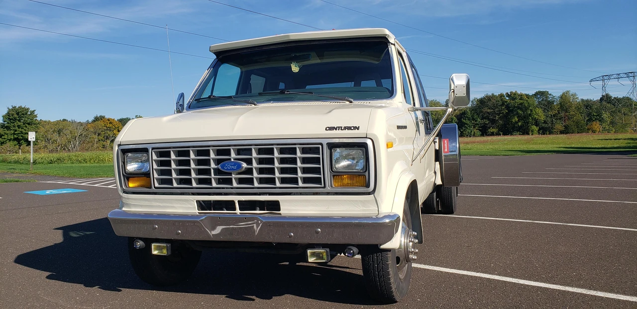 1989 Ford Econoline Van - Image 7 of 31