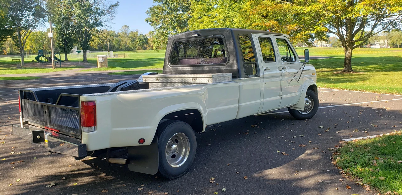 1989 Ford Econoline Van - Image 14 of 31