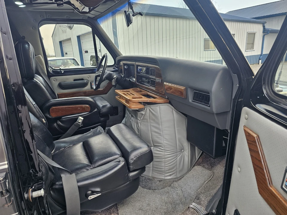 1989 Ford Econoline Van - Image 15 of 21
