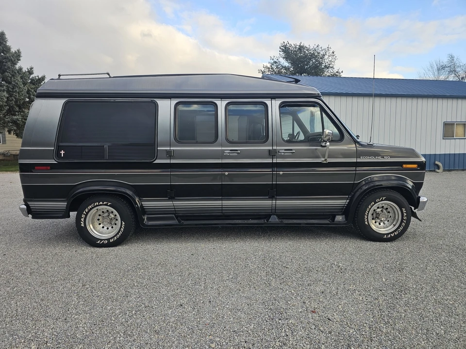1989 Ford Econoline Van - Image 3 of 21