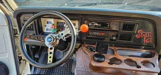 1989 Ford Econoline Van - Image 6 of 11