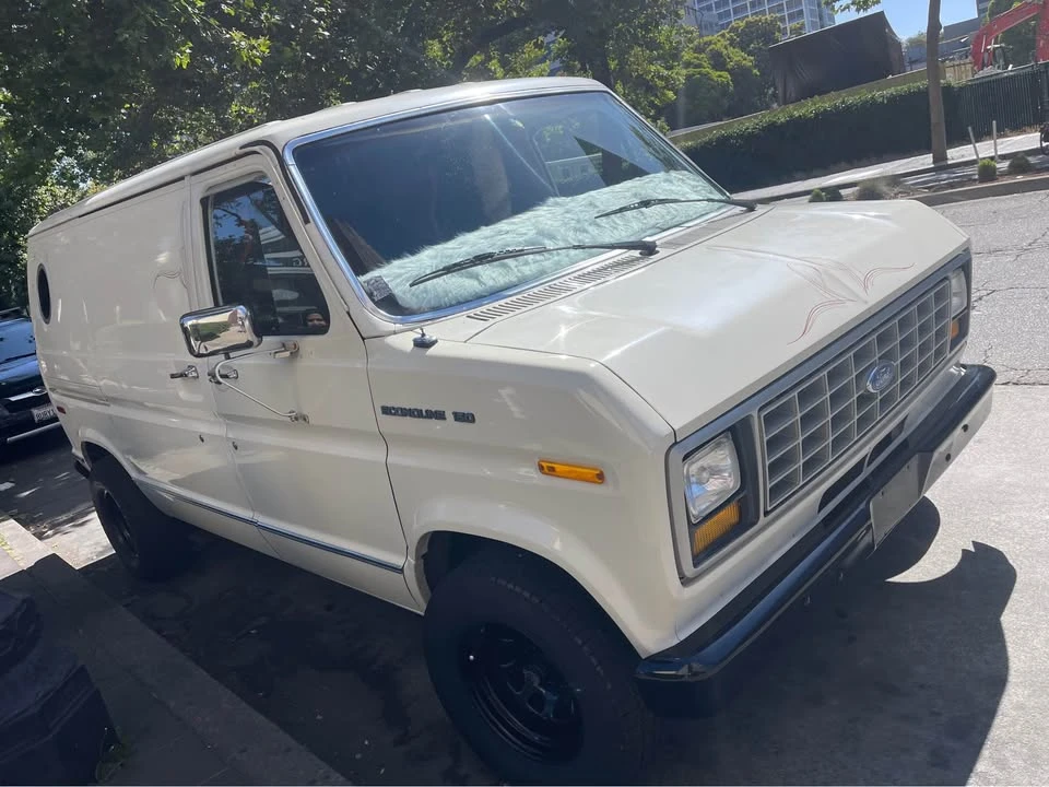 1989 Ford Econoline Van - Image 2 of 11