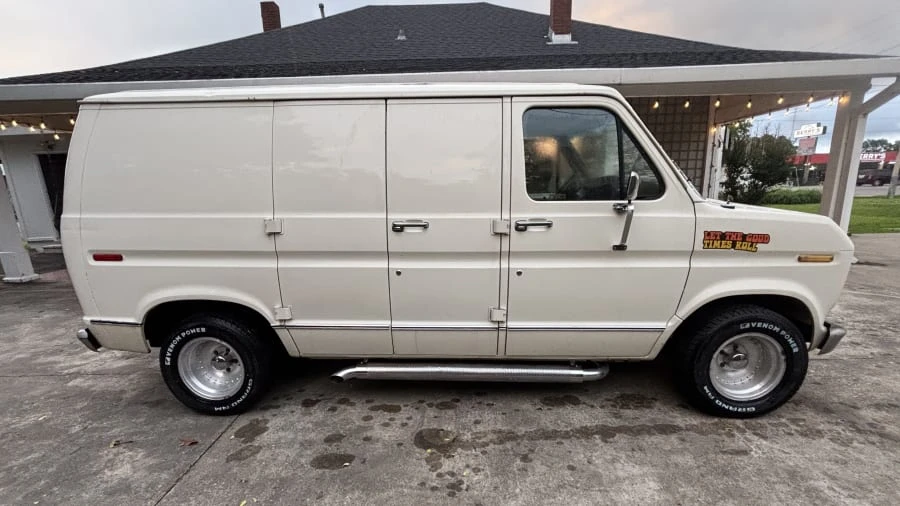 1989 Ford Econoline Van - Image 4 of 9