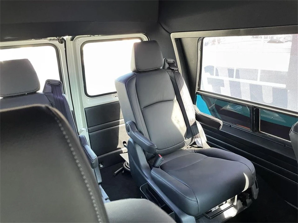 1989 Ford Econoline Van - Image 18 of 22
