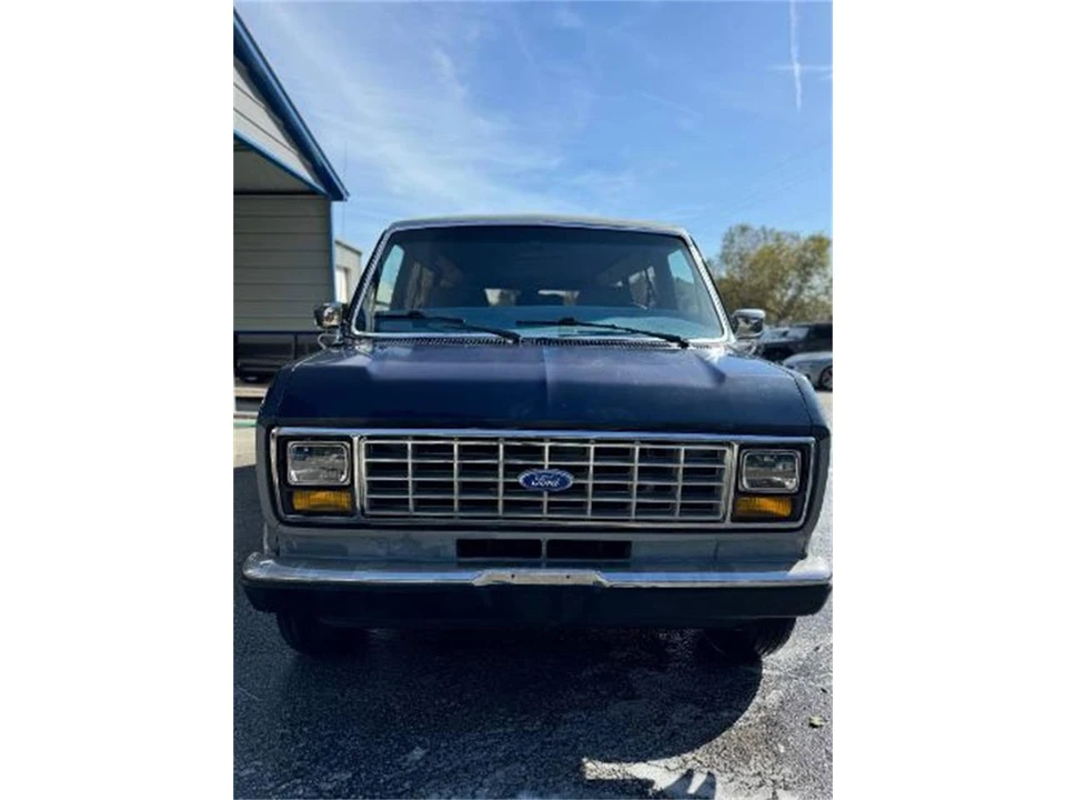 1989 Ford Econoline Van - Image 14 of 15
