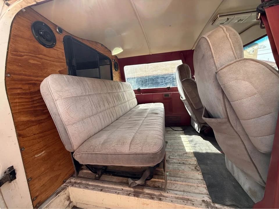 1989 Ford Econoline Van - Image 2 of 10