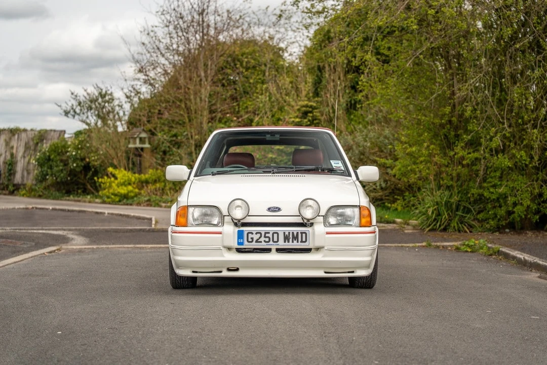1989 Ford Escort - Image 12 of 31