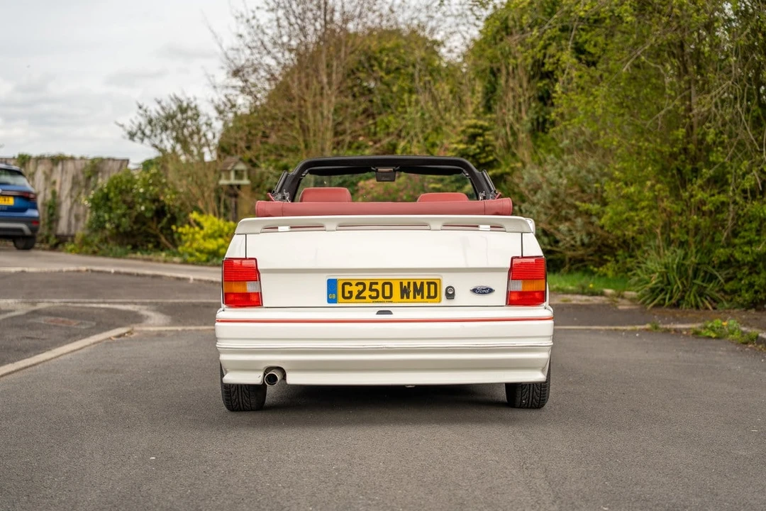 1989 Ford Escort - Image 8 of 31