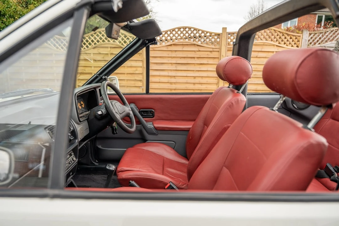 1989 Ford Escort - Image 23 of 31
