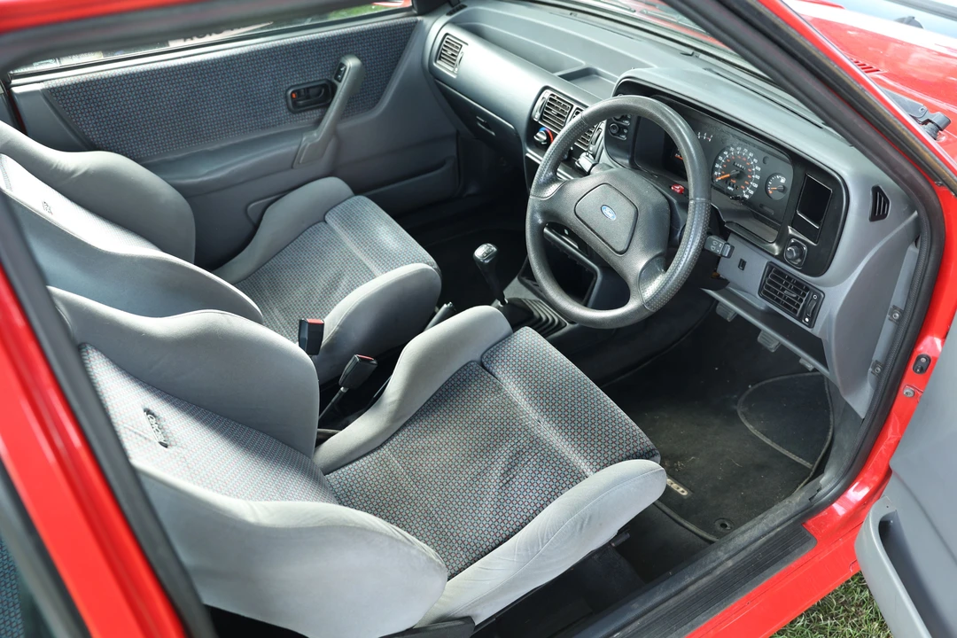 1989 Ford Escort - Image 13 of 13