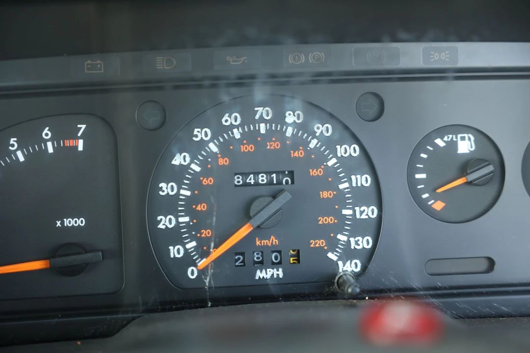 1989 Ford Escort - Image 11 of 13