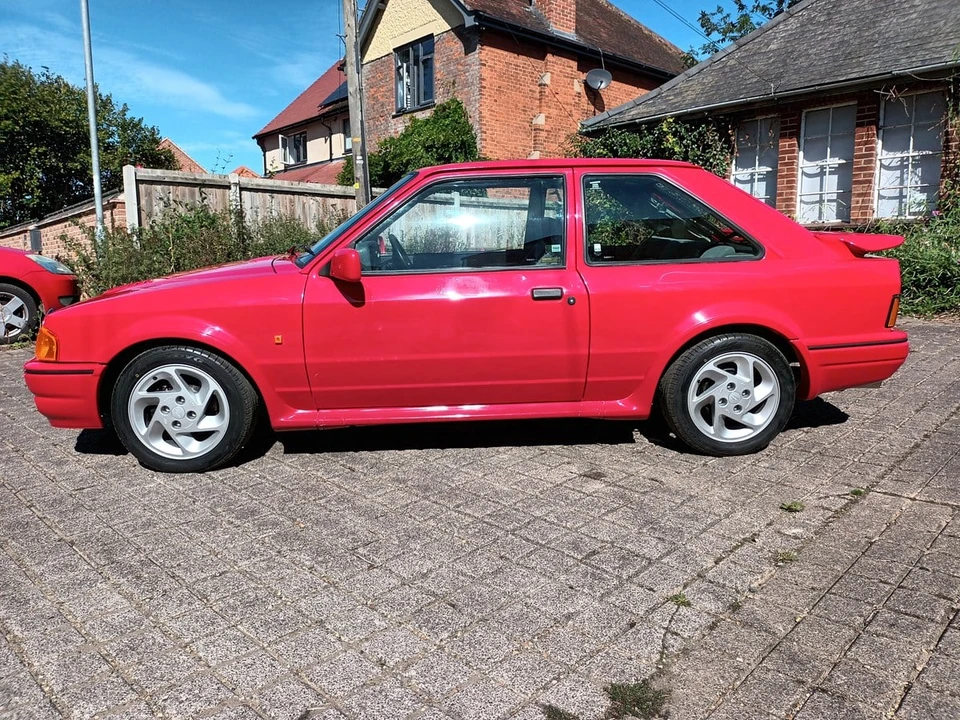 1989 Ford Escort - Image 6 of 30