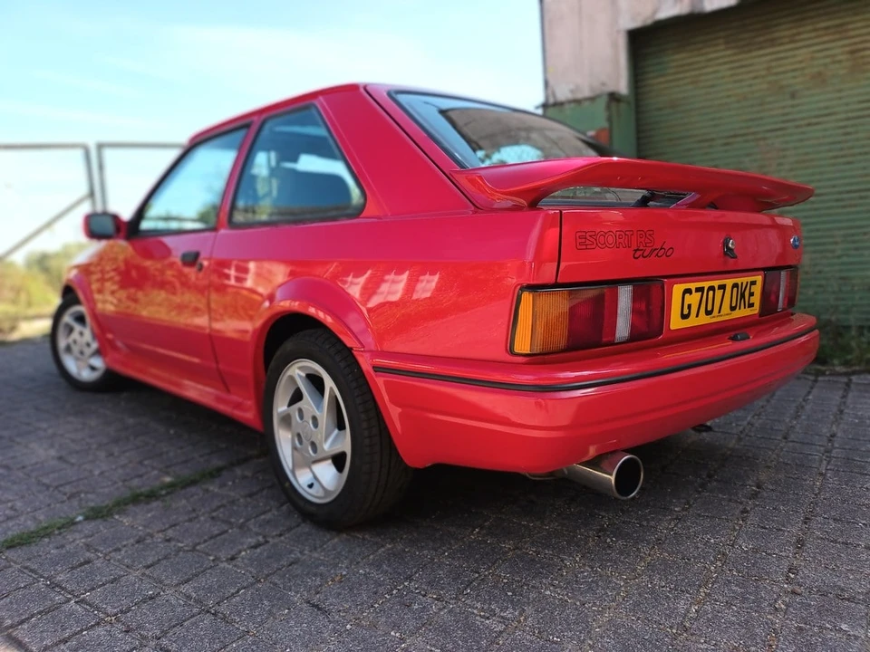 1989 Ford Escort - Image 18 of 30