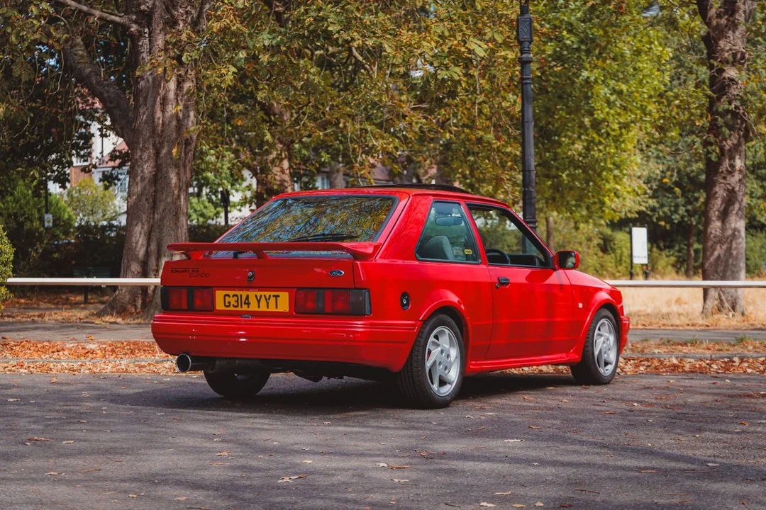1989 Ford Escort - Image 15 of 30