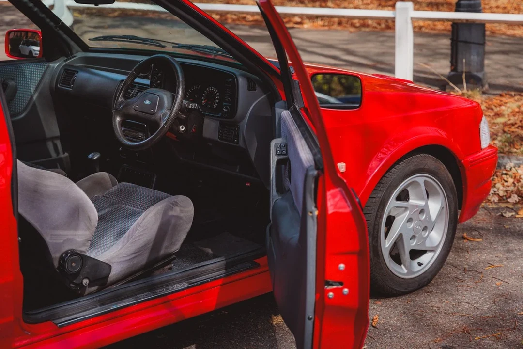 1989 Ford Escort - Image 26 of 30