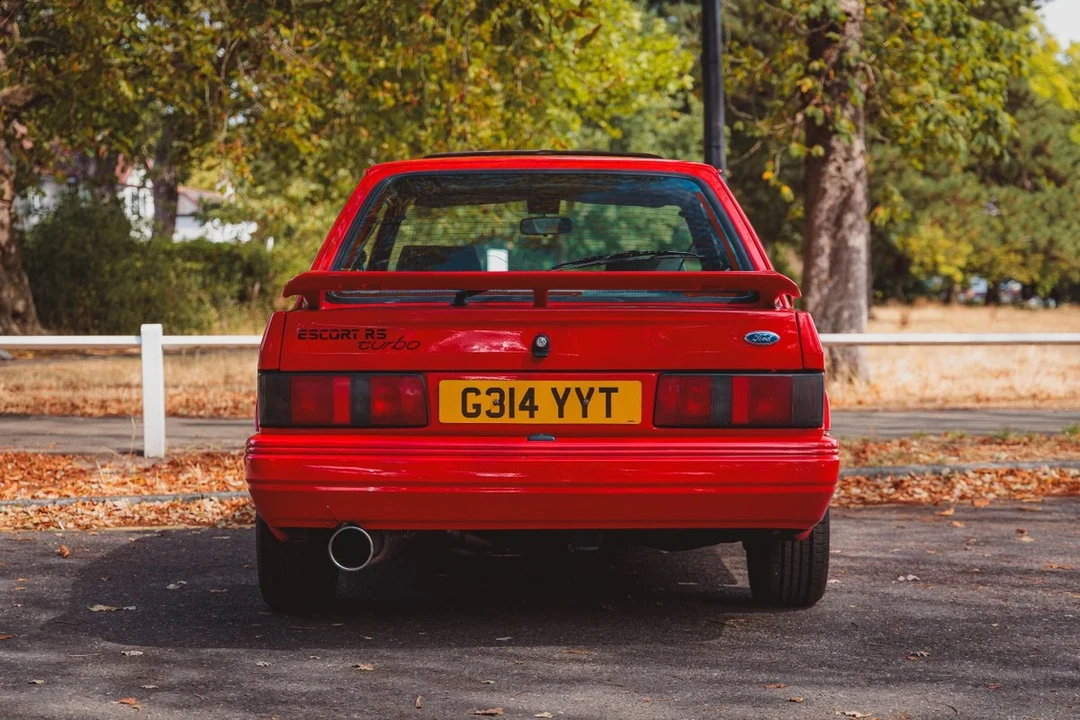 1989 Ford Escort - Image 11 of 30