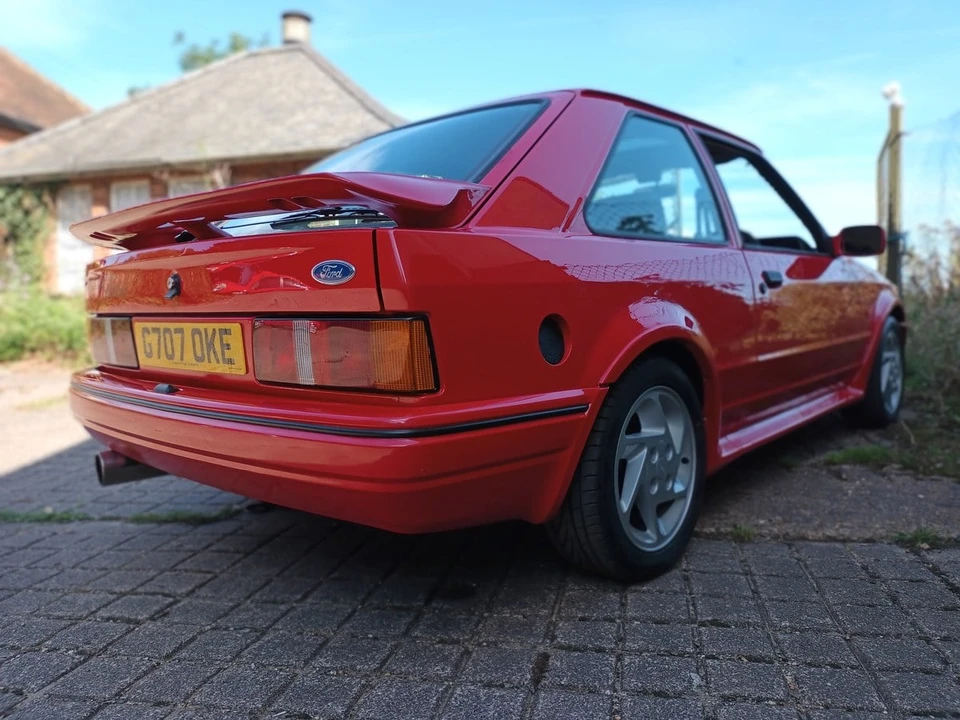 1989 Ford Escort - Image 25 of 30
