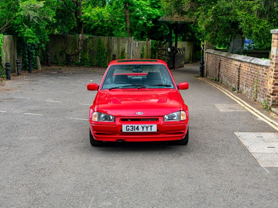 1989 Ford Escort - Image 4 of 31