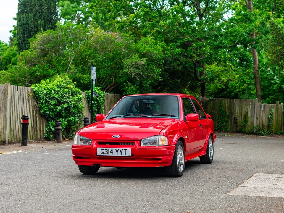 1989 Ford Escort - Image 5 of 31
