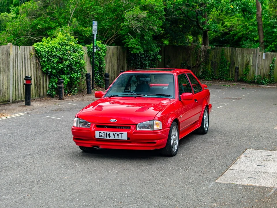 1989 Ford Escort - Image 6 of 31
