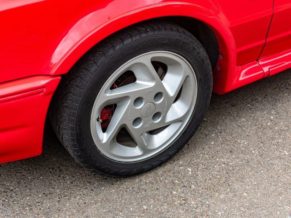 1989 Ford Escort - Image 27 of 31