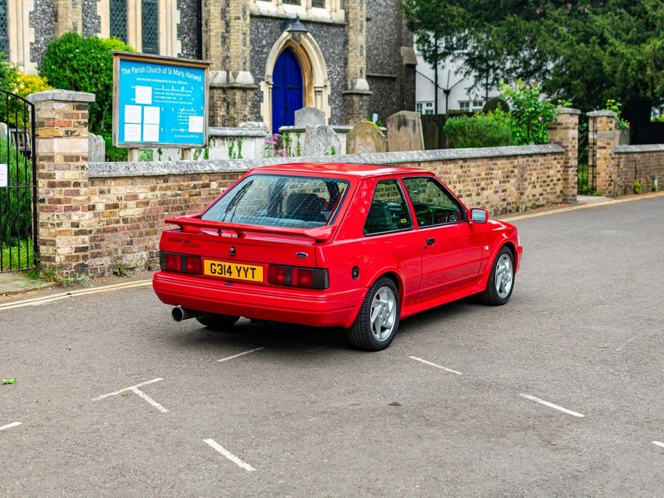 1989 Ford Escort - Image 8 of 31