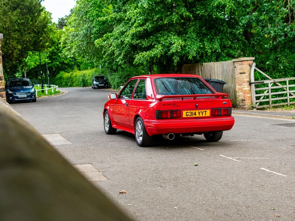 1989 Ford Escort - Image 12 of 31